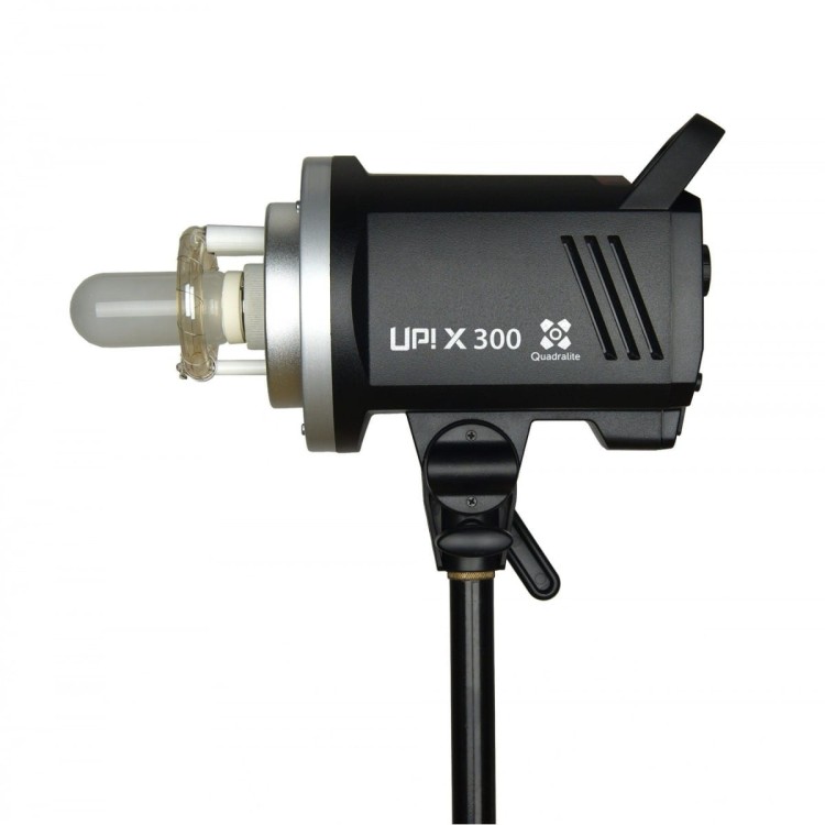 lampa-blyskowa-quadralite-up-x-300.jpg