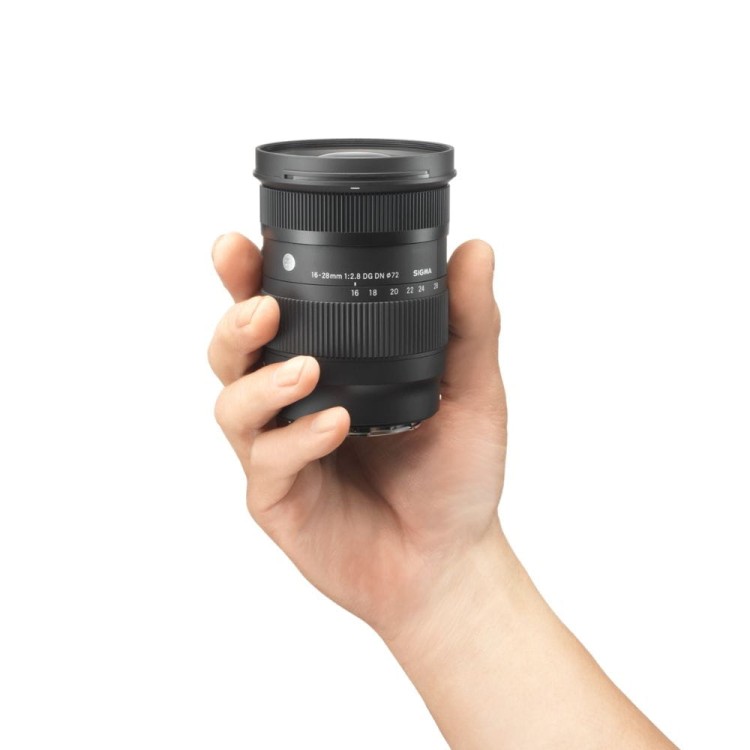 sigma-obiektyw-c-16-28-2-8-dg-dn-sony-e (5).jpg