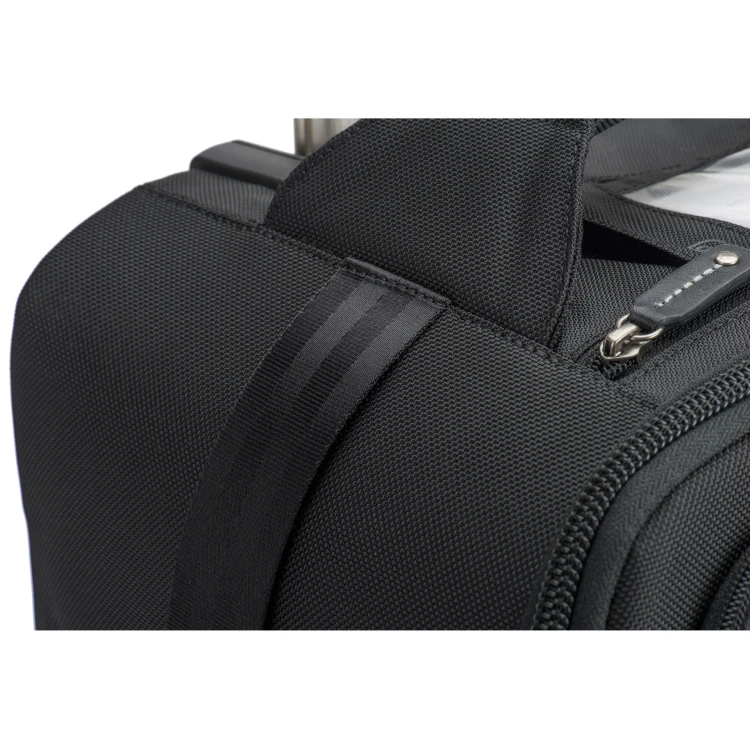 airport-security-roller-web_0002_airport-security-roller-V3-upper-shoulder-092-Edit.webp