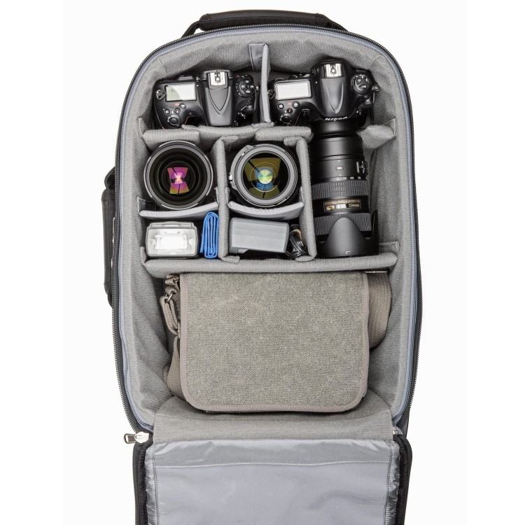 airport-security-roller-web_0011_airport-security-roller-V3-gear-nikon6--222-Edit.jpg