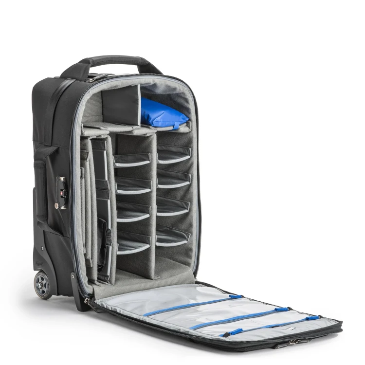 airport-security-roller-web_0019_airport-security-roller-V3-open-right-072-Edit.webp
