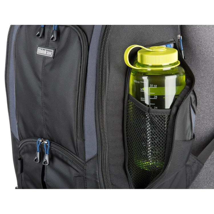 StreetWalker_V2-_0010_StreetWalker_V2_water_bottle-1581-Edit_6b8b4969-6695-4d34-a462-c3e5da09ee9e.jpg