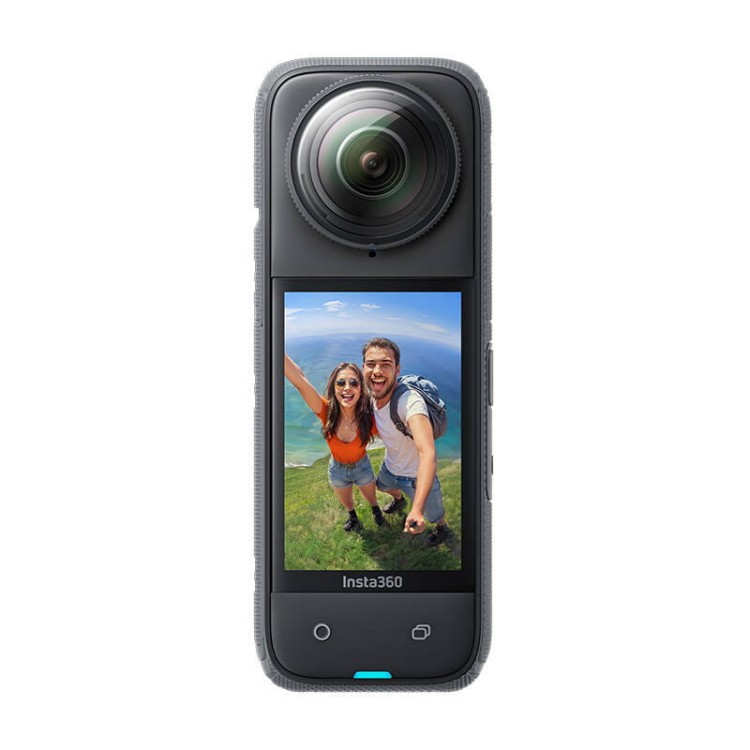 pol_pl_Kamera-Insta360-X4-42253_3.jpg