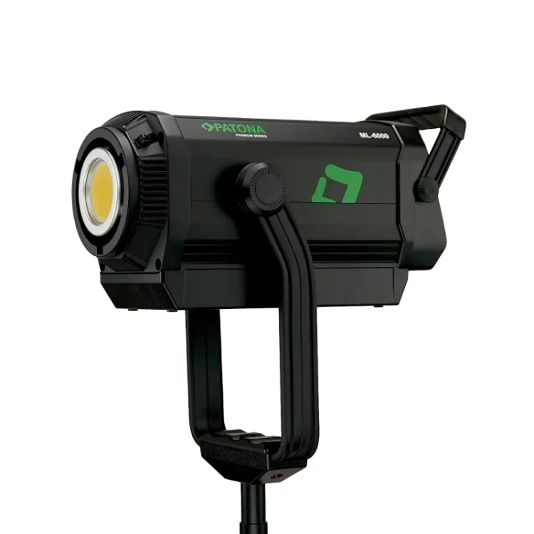 patona-premium-profesjonalna-lampa-foto-wideo-led-600w-cob-ml-6000-z-mocowaniem-bowens (2).webp