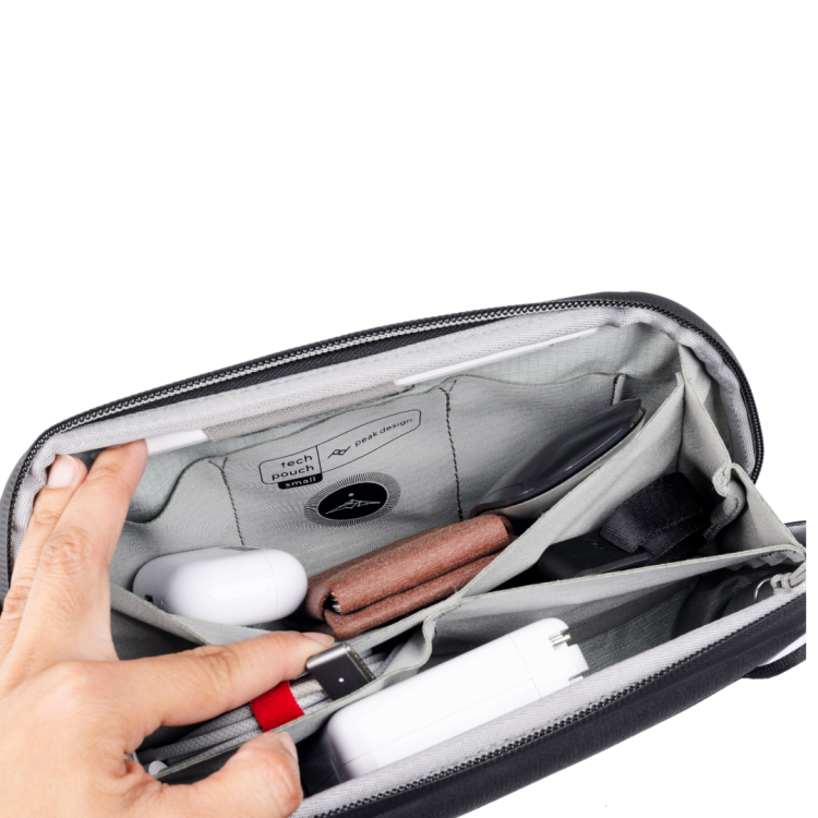 Tech Pouch Small Black_BTP-S-BK_Studio_11.png