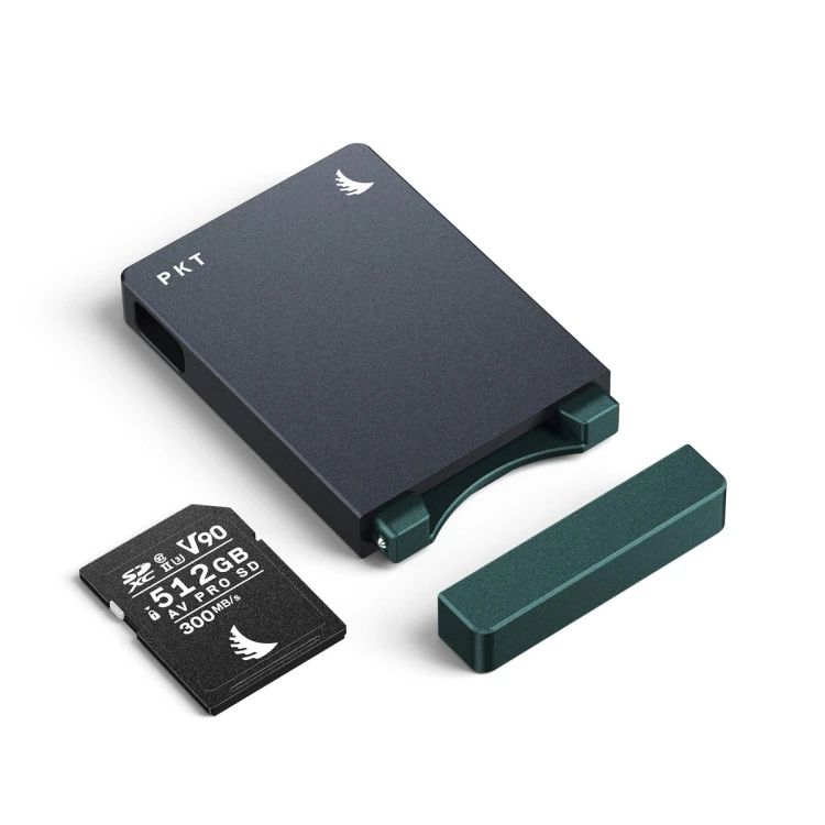angelbird-sd-card-reader-pkt (3).jpg