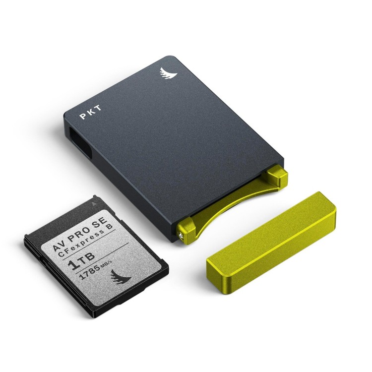 angelbird-cfexpress-b-card-reader-pkt (4).jpg