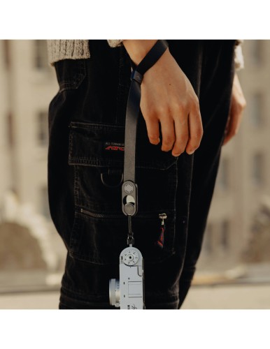 pasek-na-nadgarstek-peak-design-cuff-leather-black-czarny (2).jpg