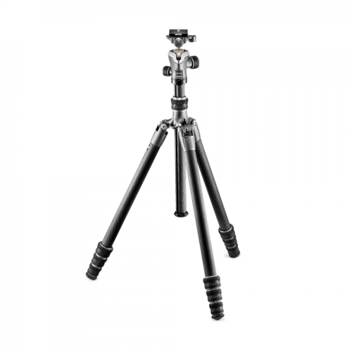 tripod-kit-gitzo-traveler-gk1545t-82tqd-open.png