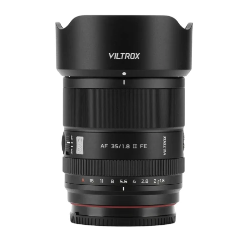 AF_35mm_F1.8_II_EVO_FE-_front_view_hood_3000x3000.webp