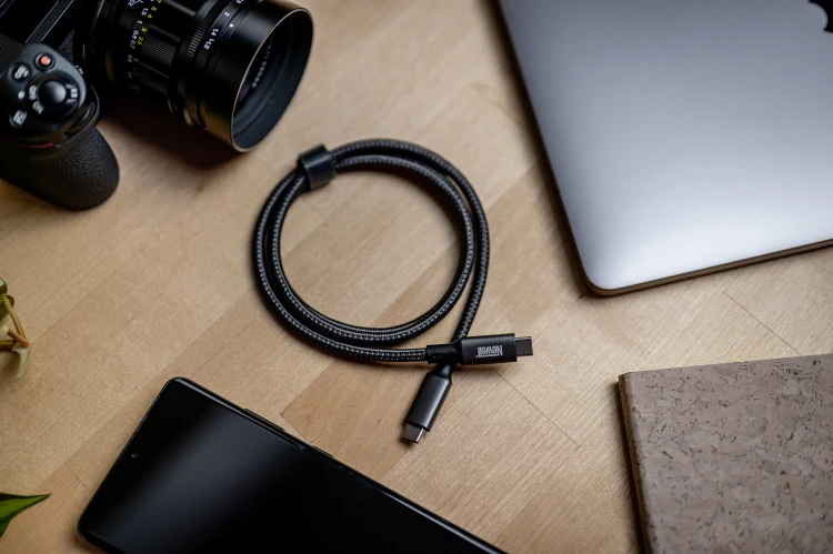 kabel-newell-usb-c-usb-c-40-1-m-grafitowy (9).jpg