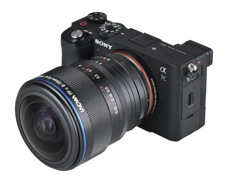 obiektyw-laowa-8-15-mm-f-28-ff-zoom-fisheye-do-sony-e (7).jpg