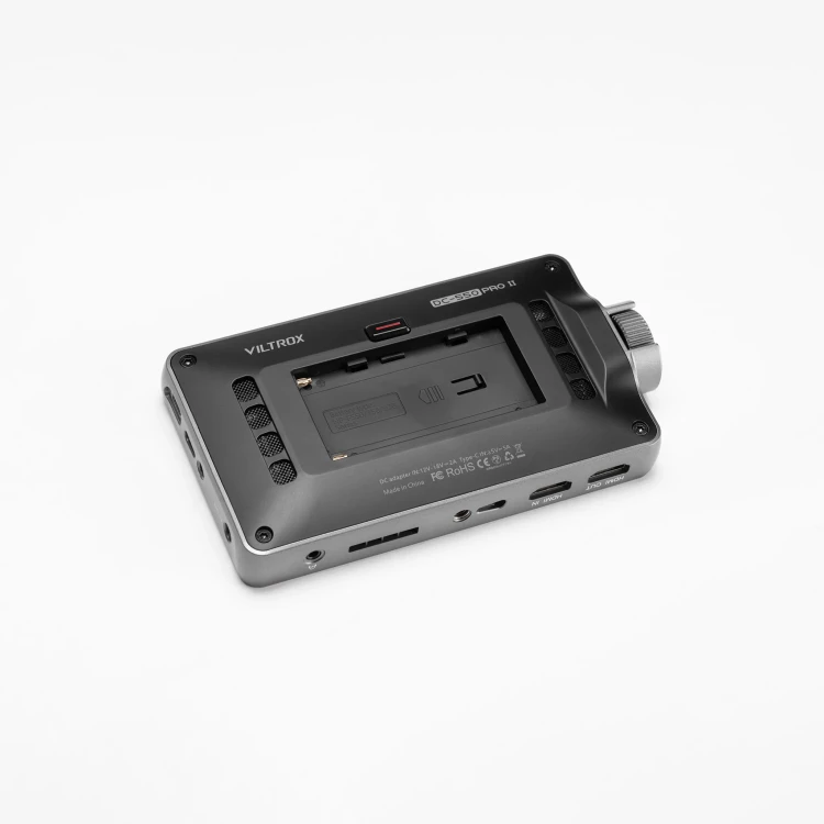 DC--550_Pro_ll-img40_3000x3000.webp