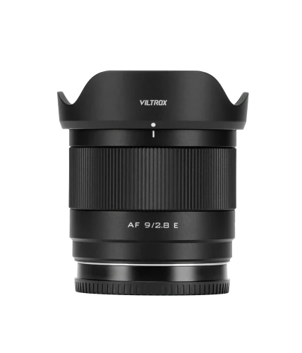 AF_9mm_F2.8_Air_E-front_view_Hood_3000x3000.webp
