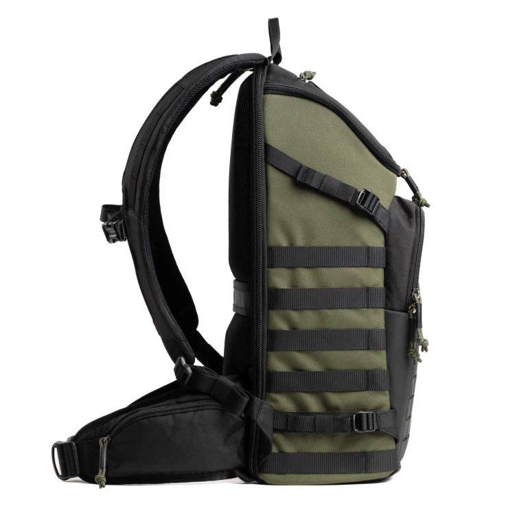 DarkLight-25L-Montane-Green-Tactical-Straps-Side-View_9608b4ad-4978-4ef4-9384-29340ed67105.jpg