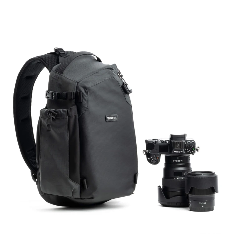 PhotoCross-11L-V2-Black-Hero-Gear-Right.jpg