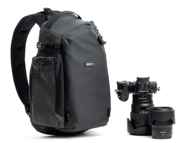 PhotoCross-11L-V2-Black-Hero-Gear-Right (1).jpg