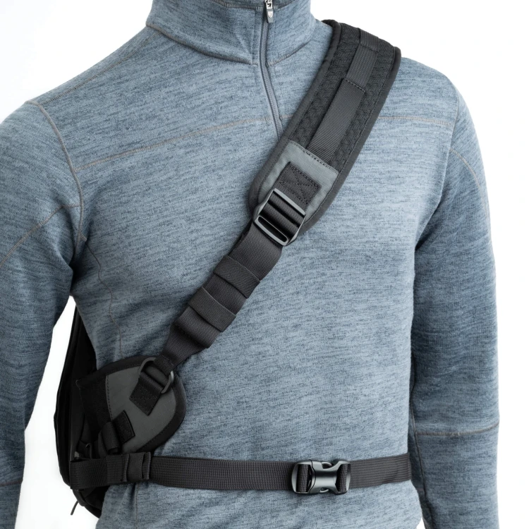 PhotoCross-V2-Black-Three-Point-Harness.jpg