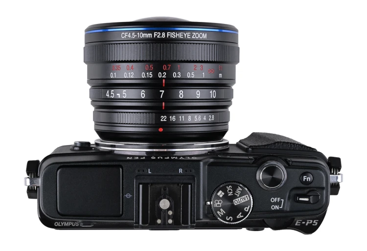 obiektyw-laowa-45-10-mm-f-28-cf-zoom-fisheye-do-micro-4-3 (7).jpg