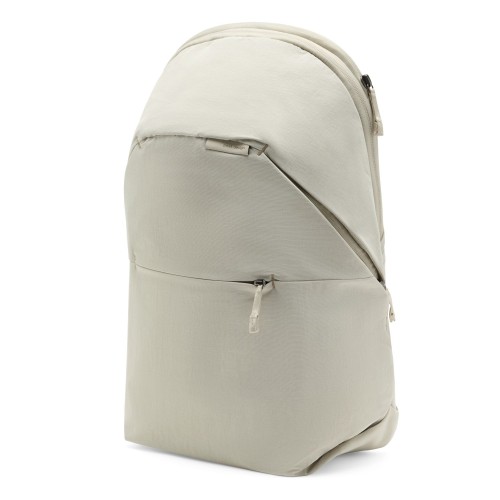 City-Backpack-22L-Moon_studio_1.jpg
