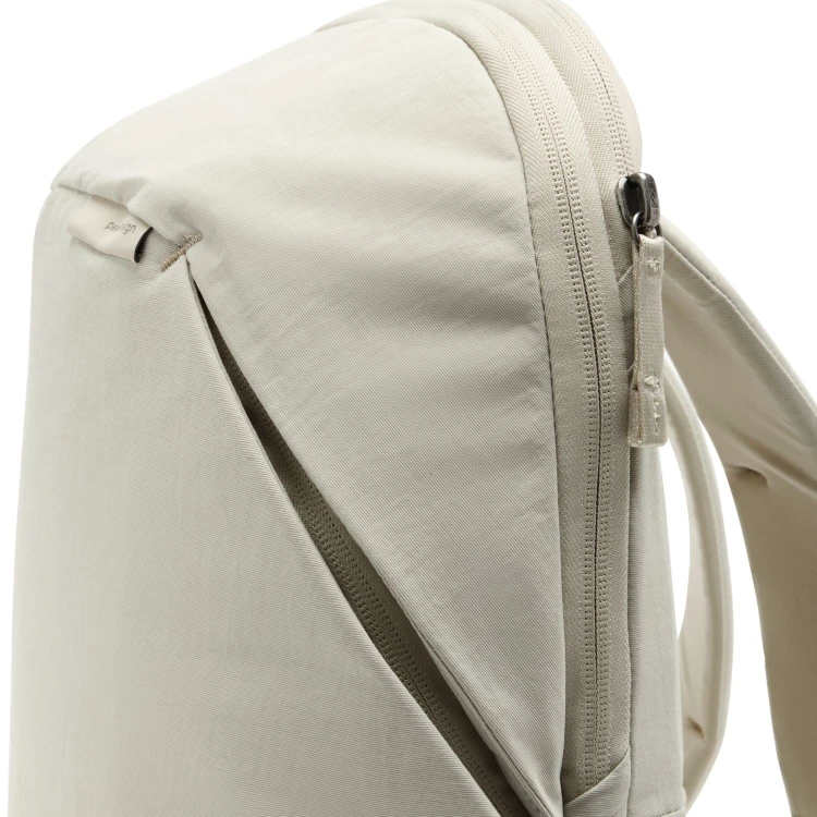 City-Backpack-15L-Moon_studio_4.jpg