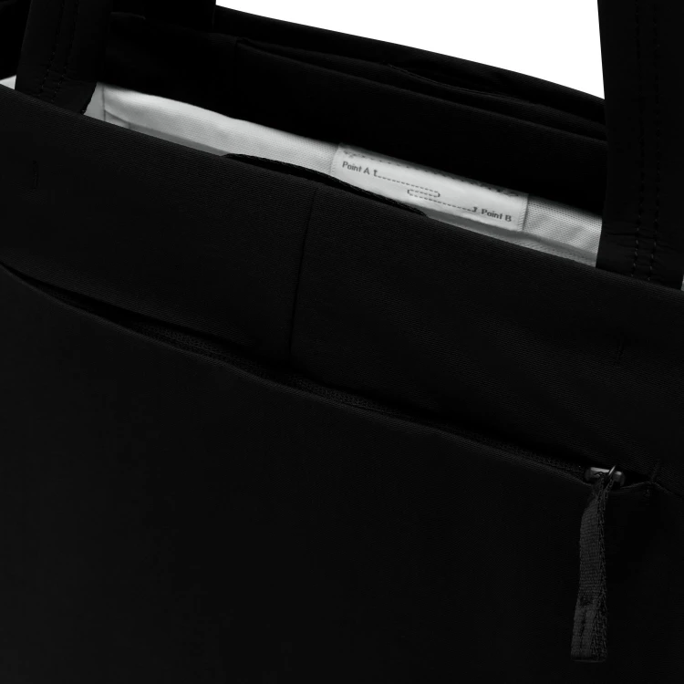City-Tote-15L-Black_studio_7.jpg