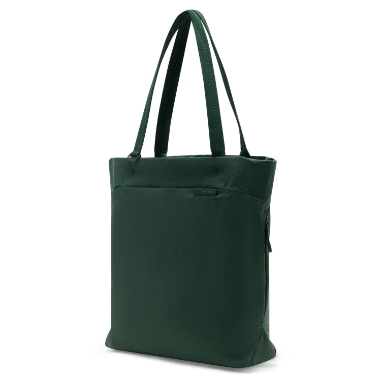 City-Tote-15L-Cypress_studio_1.jpg