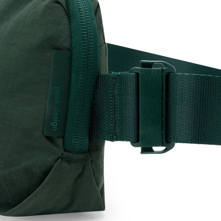 City-Sling-2L-Cypress_studio_5.jpg