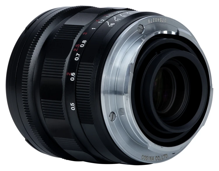 obiektyw-voigtlander-apo-lanthar-28-mm-f-20-do-leica-m (2).jpg