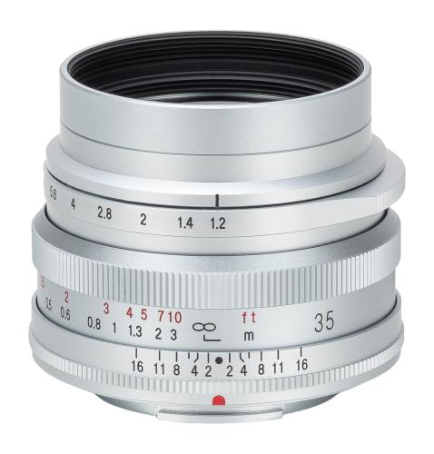 obiektyw-voigtlander-nokton-35-mm-f-12-do-fujifilm-x-srebrny.jpg