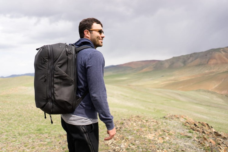 Peak_Design_Travel_Backpack_20.jpg